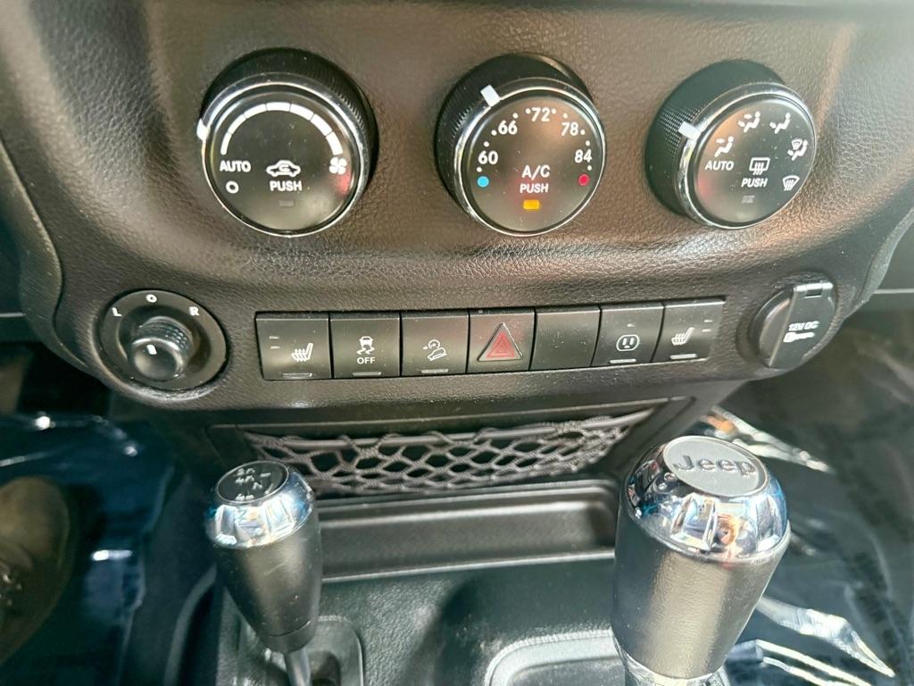 Jeep Wrangler Unlimited Winter 4x4 *Ltd Avail* 2017