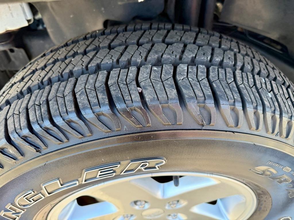 Jeep Wrangler Unlimited 4WD 4dr Sport 2016