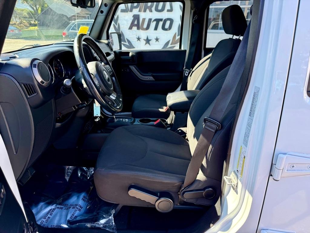 Jeep Wrangler Unlimited 4WD 4dr Sport 2016
