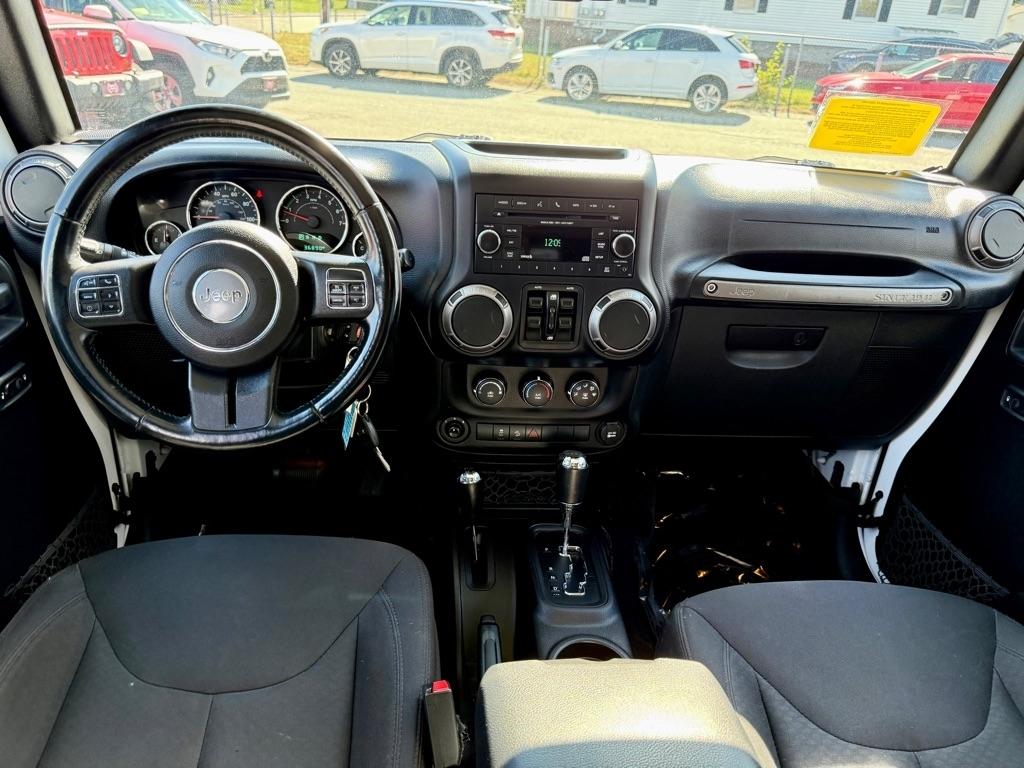 Jeep Wrangler Unlimited 4WD 4dr Sport 2016