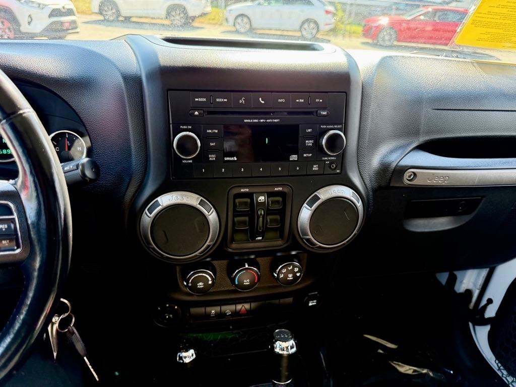 Jeep Wrangler Unlimited 4WD 4dr Sport 2016