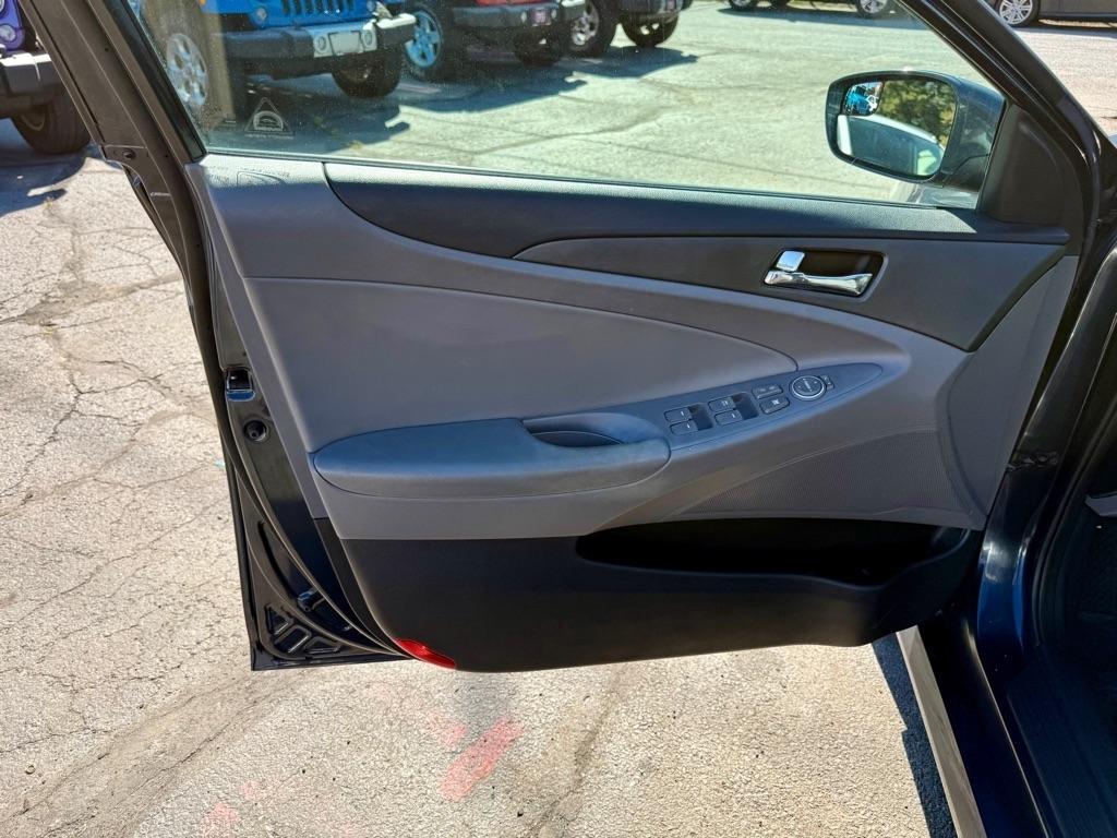 Hyundai Sonata 4dr Sdn 2.4L Auto GLS 2014