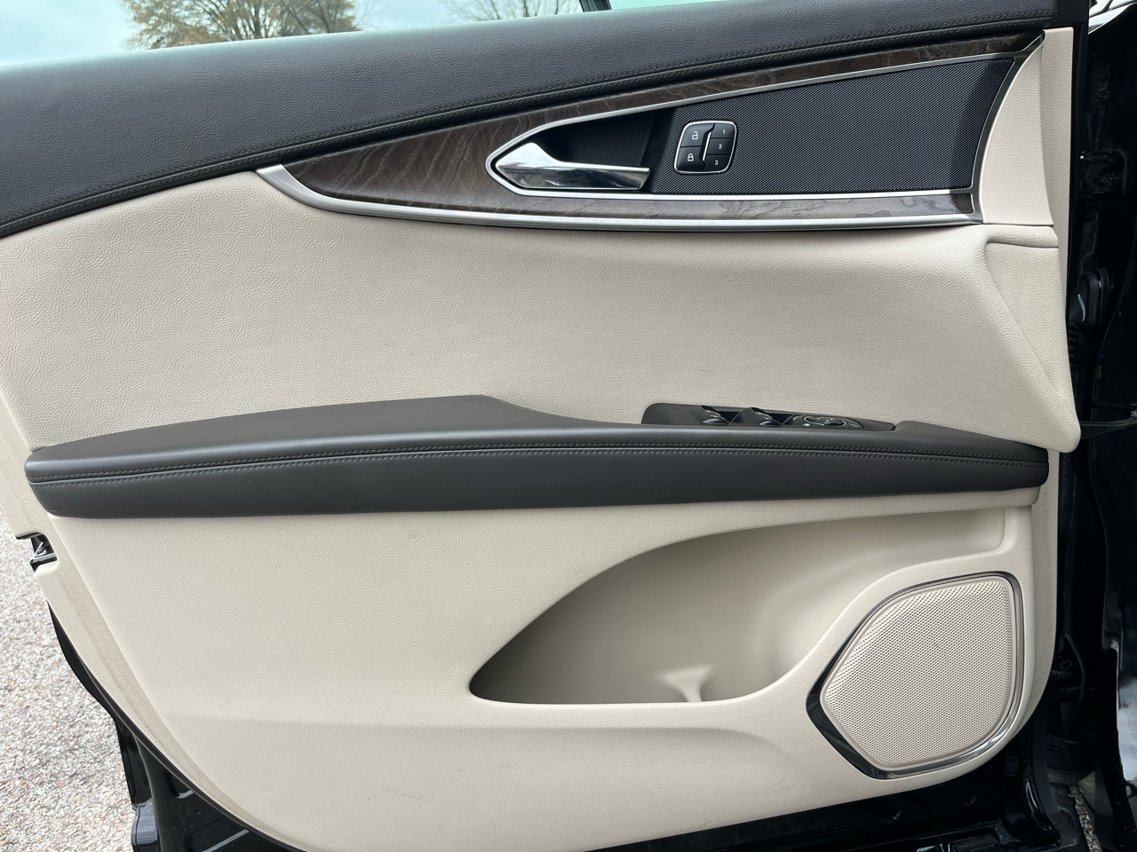 Lincoln MKX FWD 4dr Select 2016