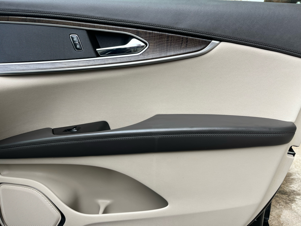 Lincoln MKX FWD 4dr Select 2016