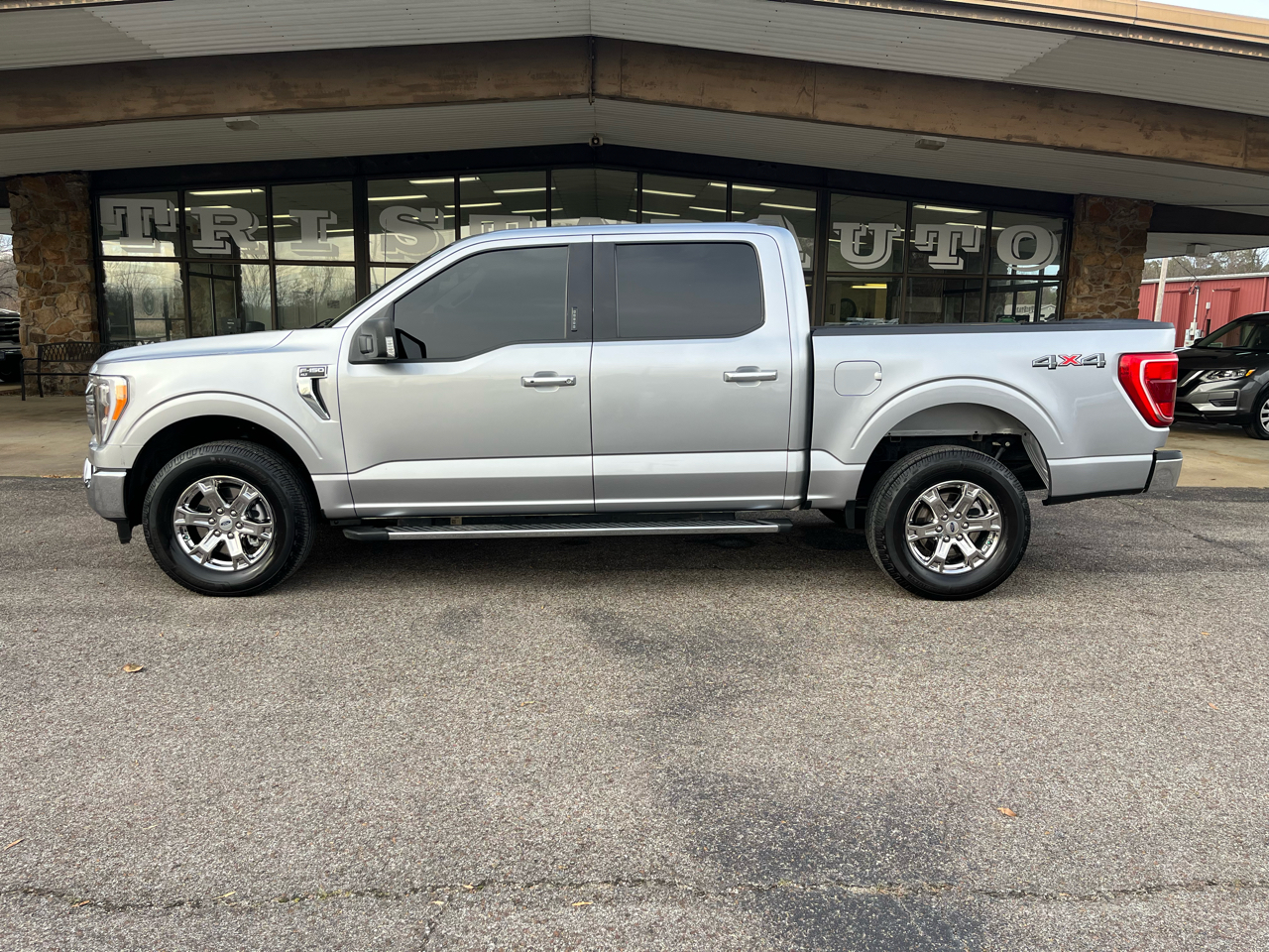 2021 Ford F-150 XL photo 3
