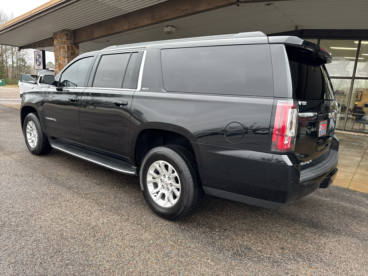 GMC Yukon XL 4WD 4dr SLT 2019