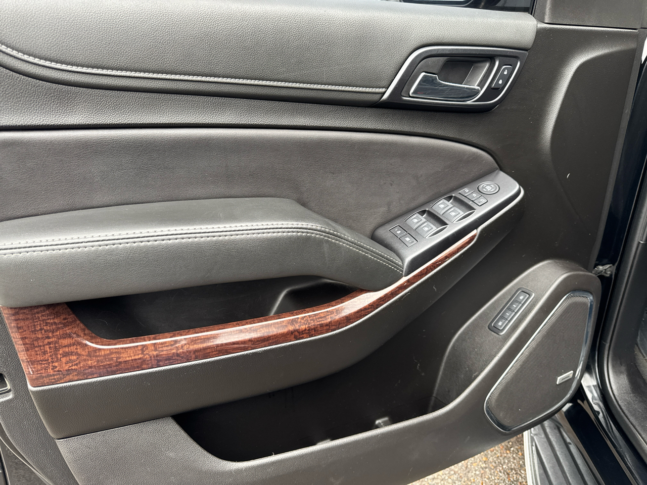 GMC Yukon XL 4WD 4dr SLT 2019