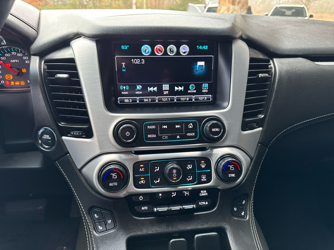 GMC Yukon XL 4WD 4dr SLT 2019