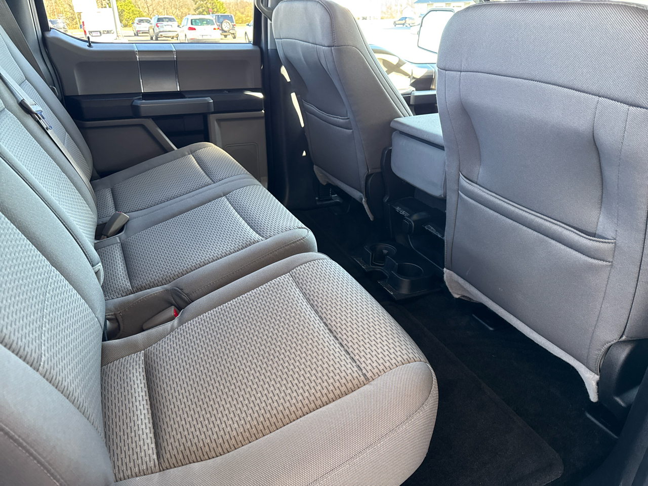 Ford F-150 4WD SuperCrew 145" XLT 2015