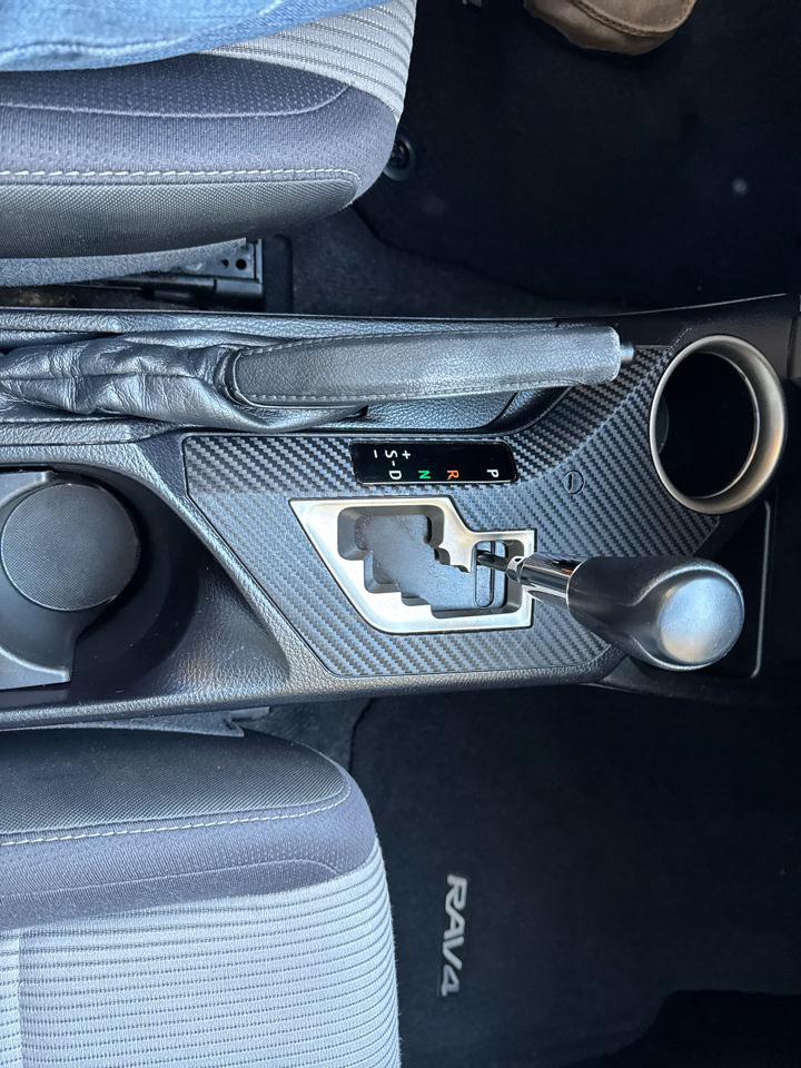 Toyota RAV4 FWD 4dr XLE (Natl) 2015