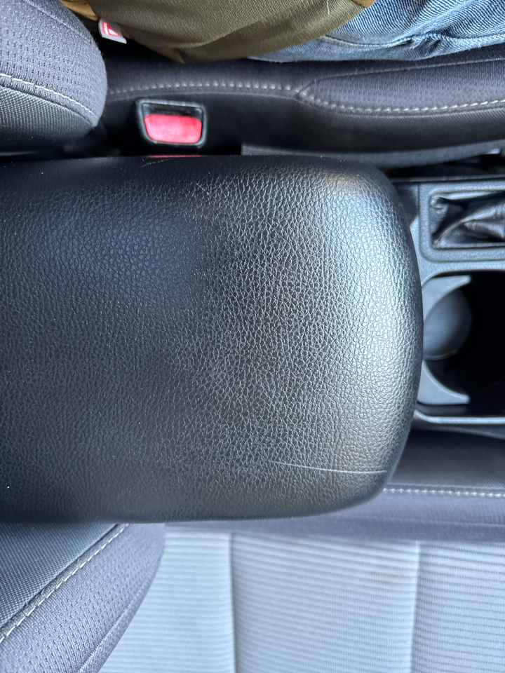 Toyota RAV4 FWD 4dr XLE (Natl) 2015