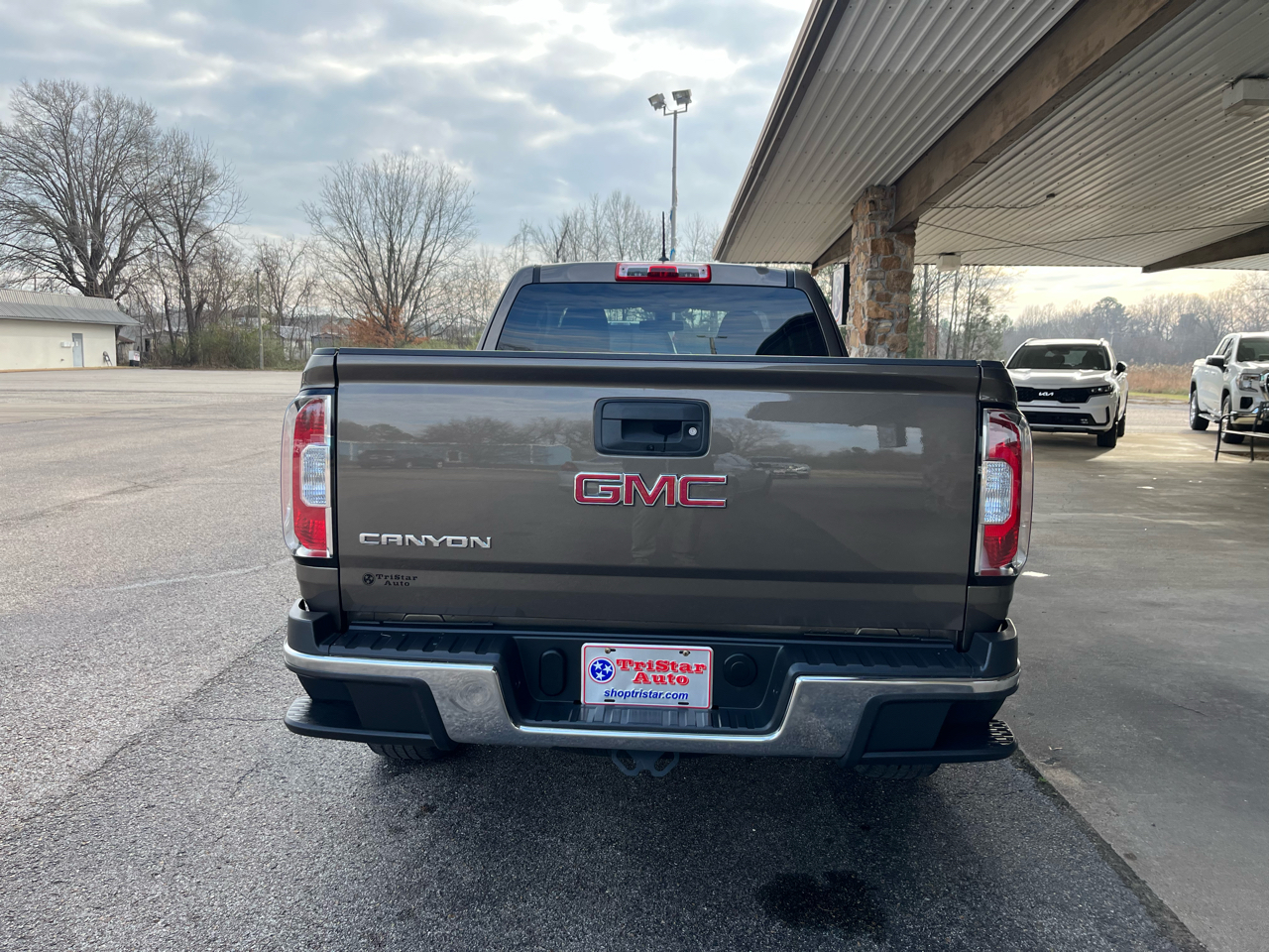 GMC Canyon 2WD Ext Cab 128.3" 2017