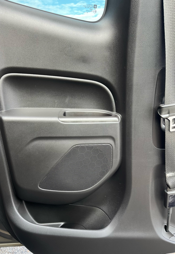 GMC Canyon 2WD Ext Cab 128.3" 2017