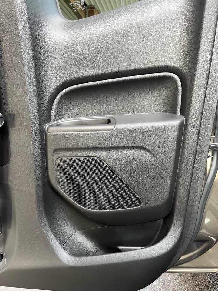 GMC Canyon 2WD Ext Cab 128.3" 2017