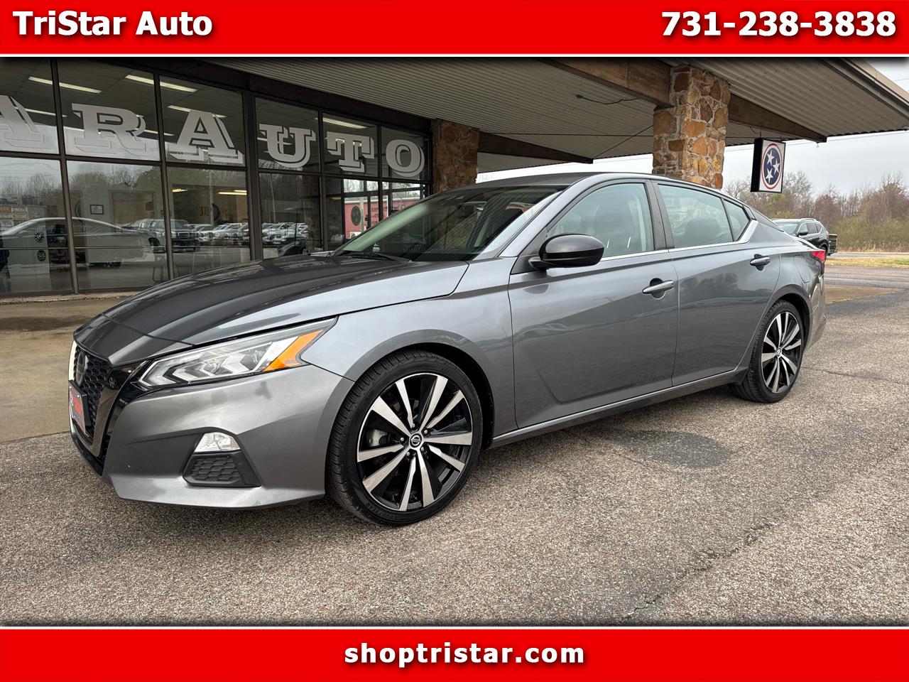 2020 Nissan Altima SR's photo