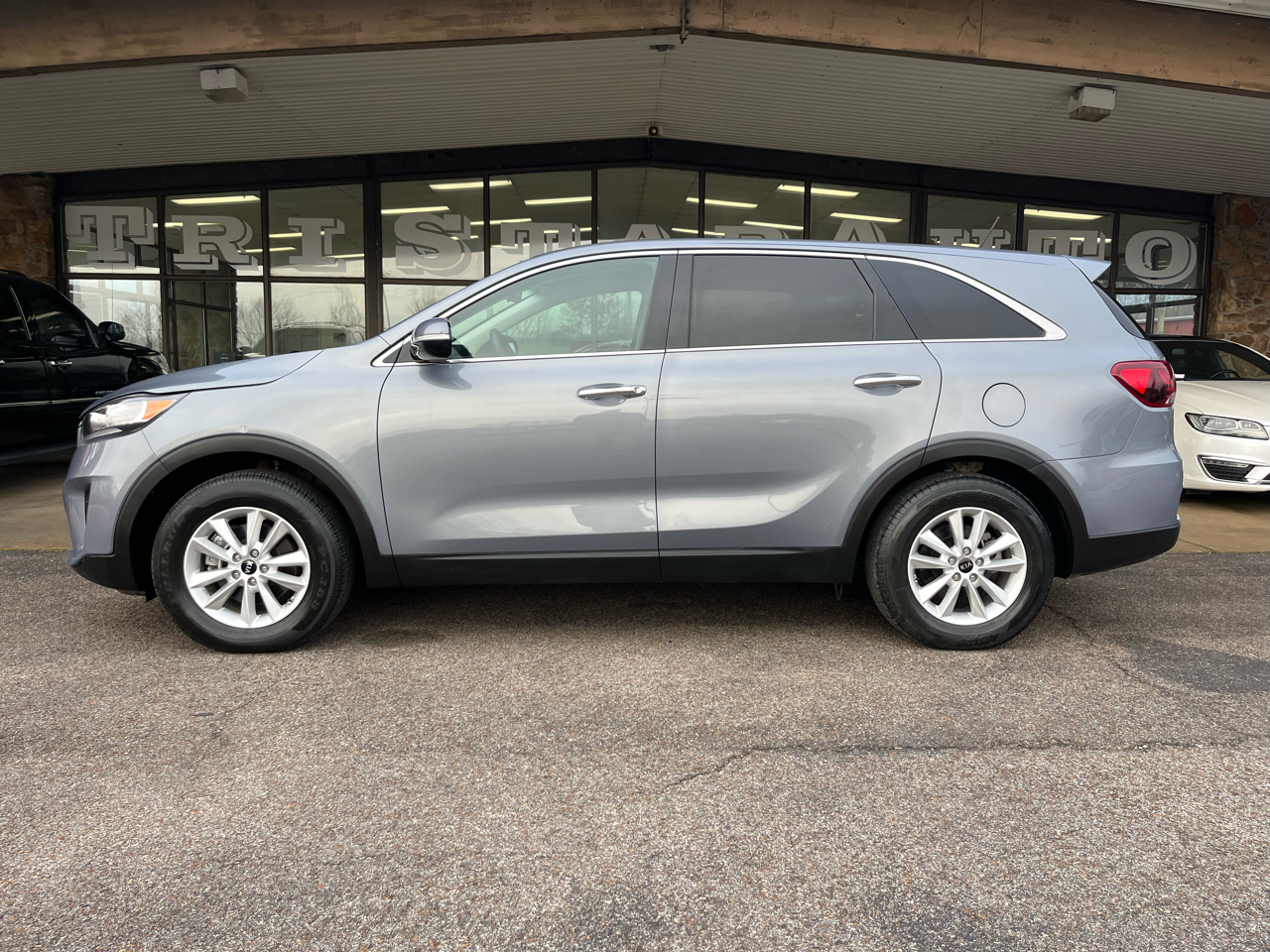 Kia Sorento L FWD 2019