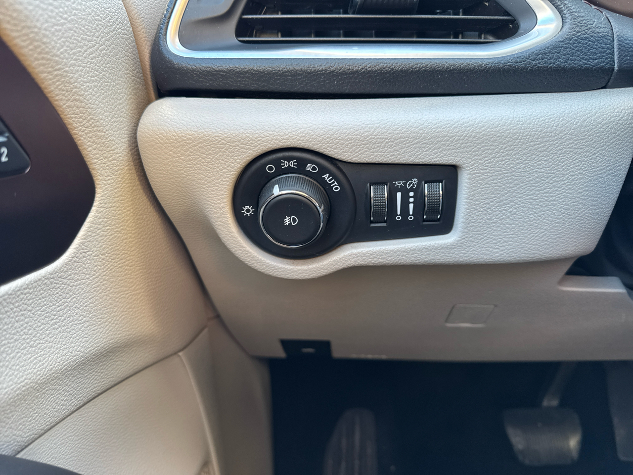 Chrysler Pacifica Limited FWD 2017