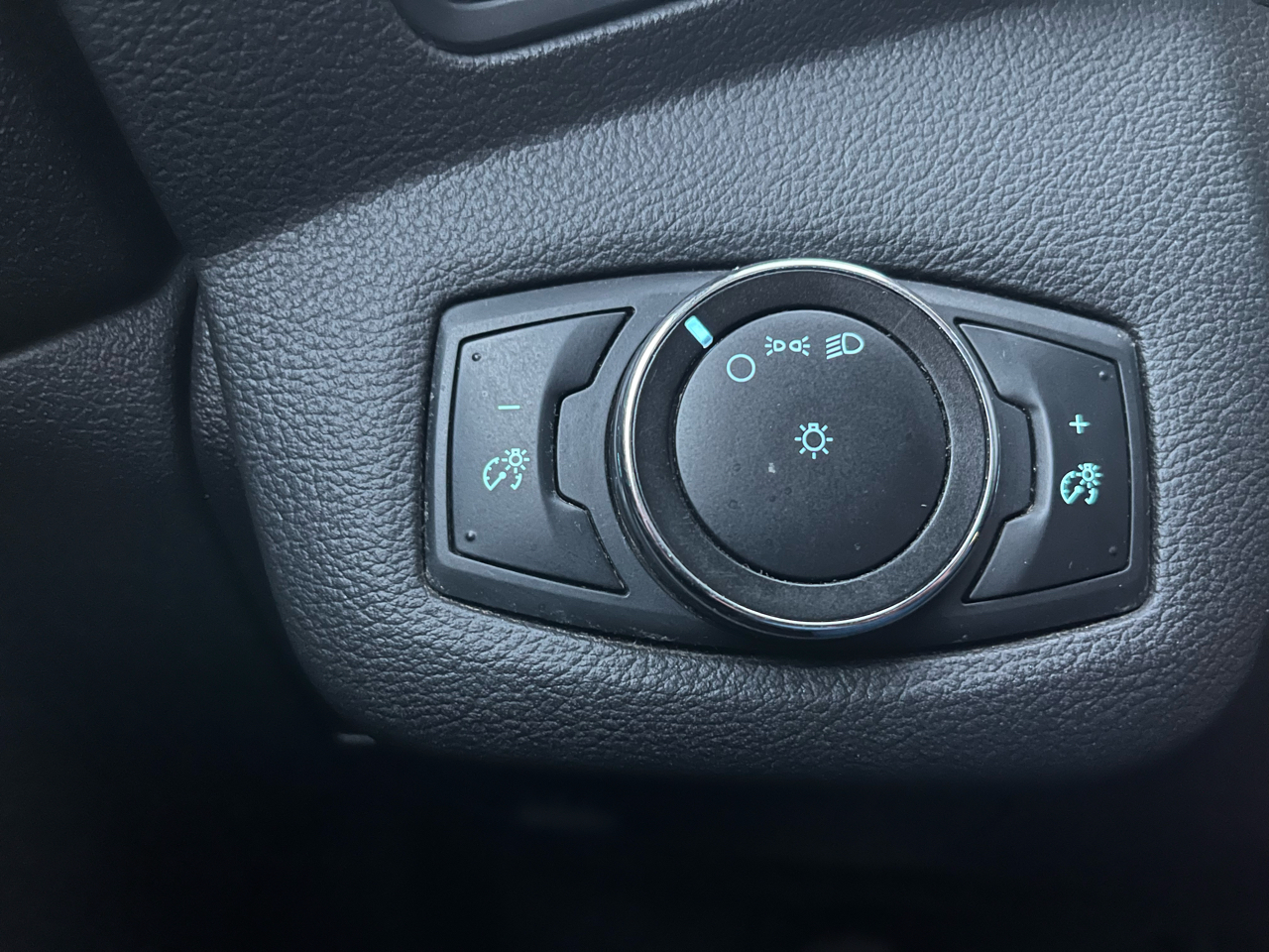 Ford Escape FWD 4dr S 2014