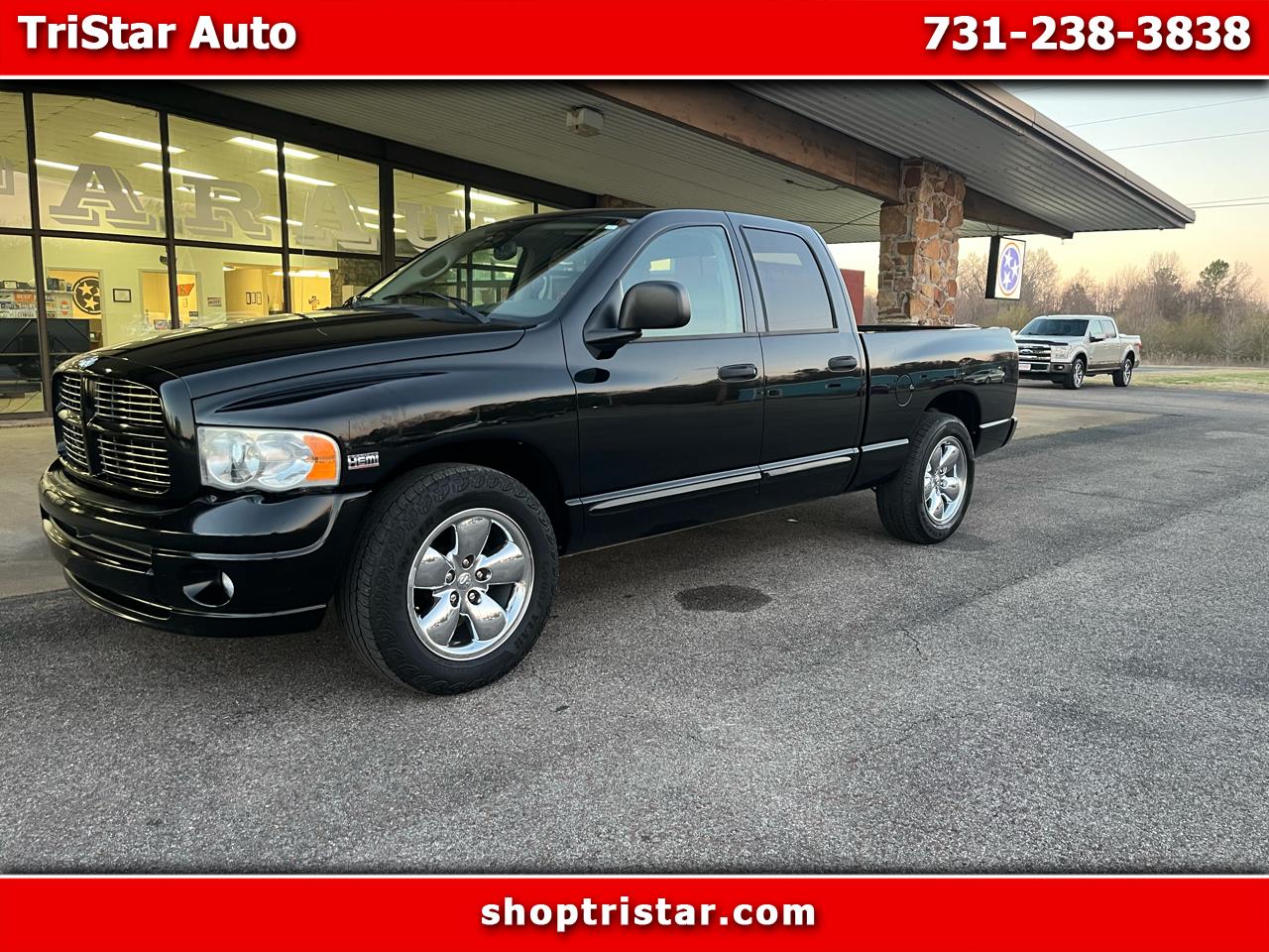 2005 Dodge Ram 1500 4dr Quad Cab 140.5" WB SLT