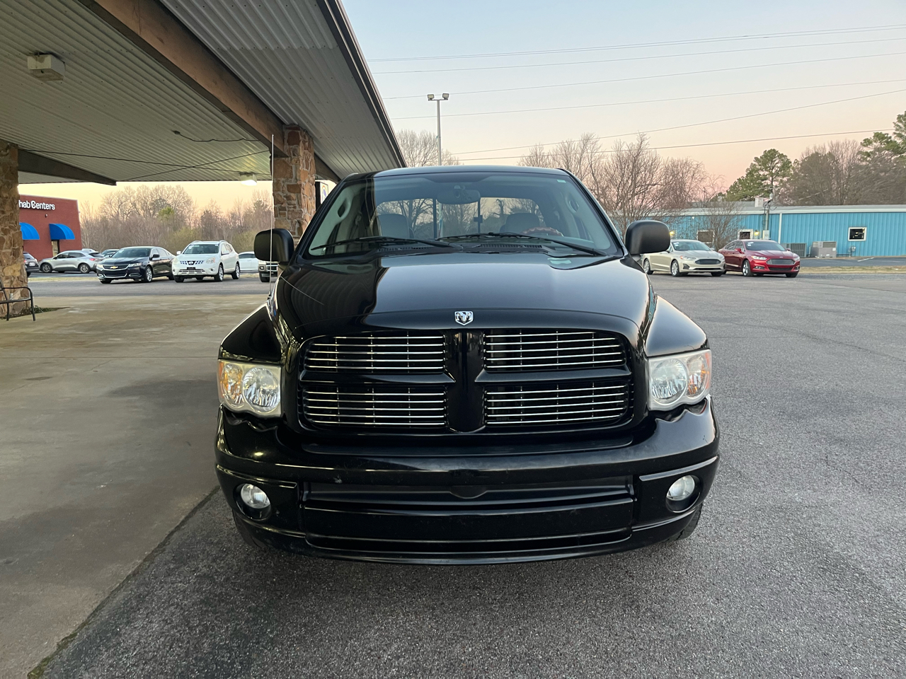 Dodge Ram 1500 4dr Quad Cab 140.5" WB SLT 2005