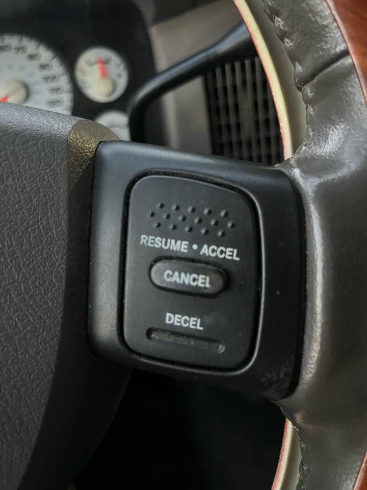 Dodge Ram 1500 4dr Quad Cab 140.5" WB SLT 2005