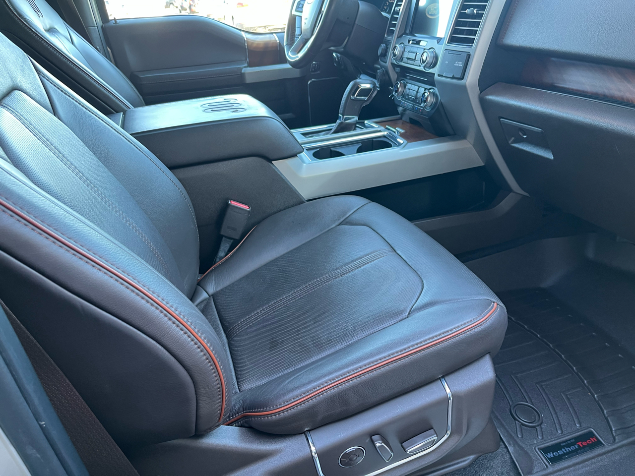 Ford F-150 SuperCrew 150" King Ranch 4WD 2017