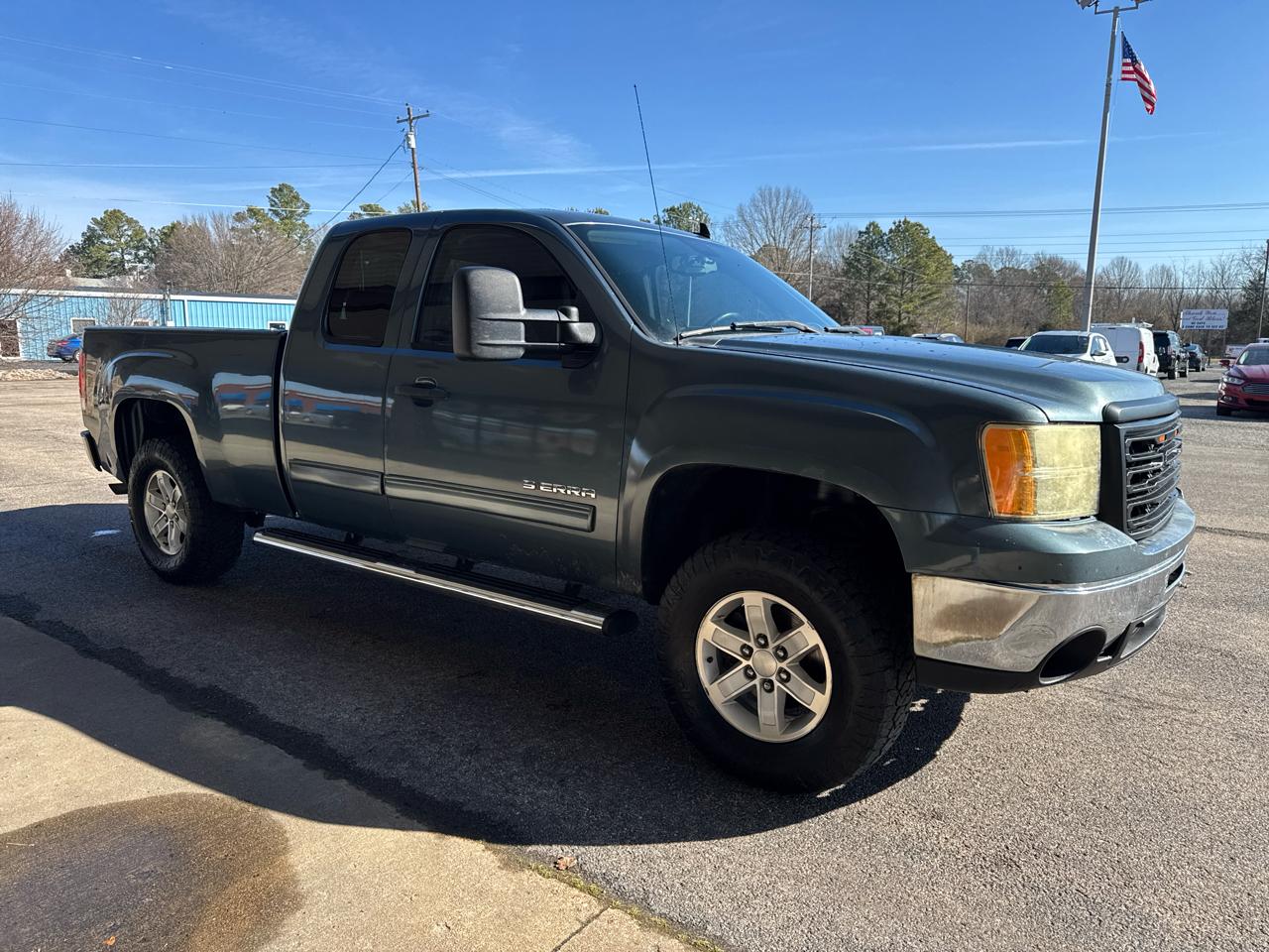 GMC Sierra 1500 2WD Ext Cab 143.5" SLE 2011