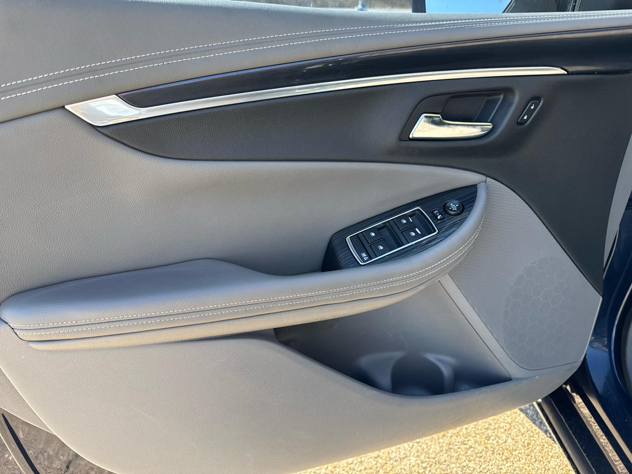 Chevrolet Impala 4dr Sdn LS w/1FL 2019