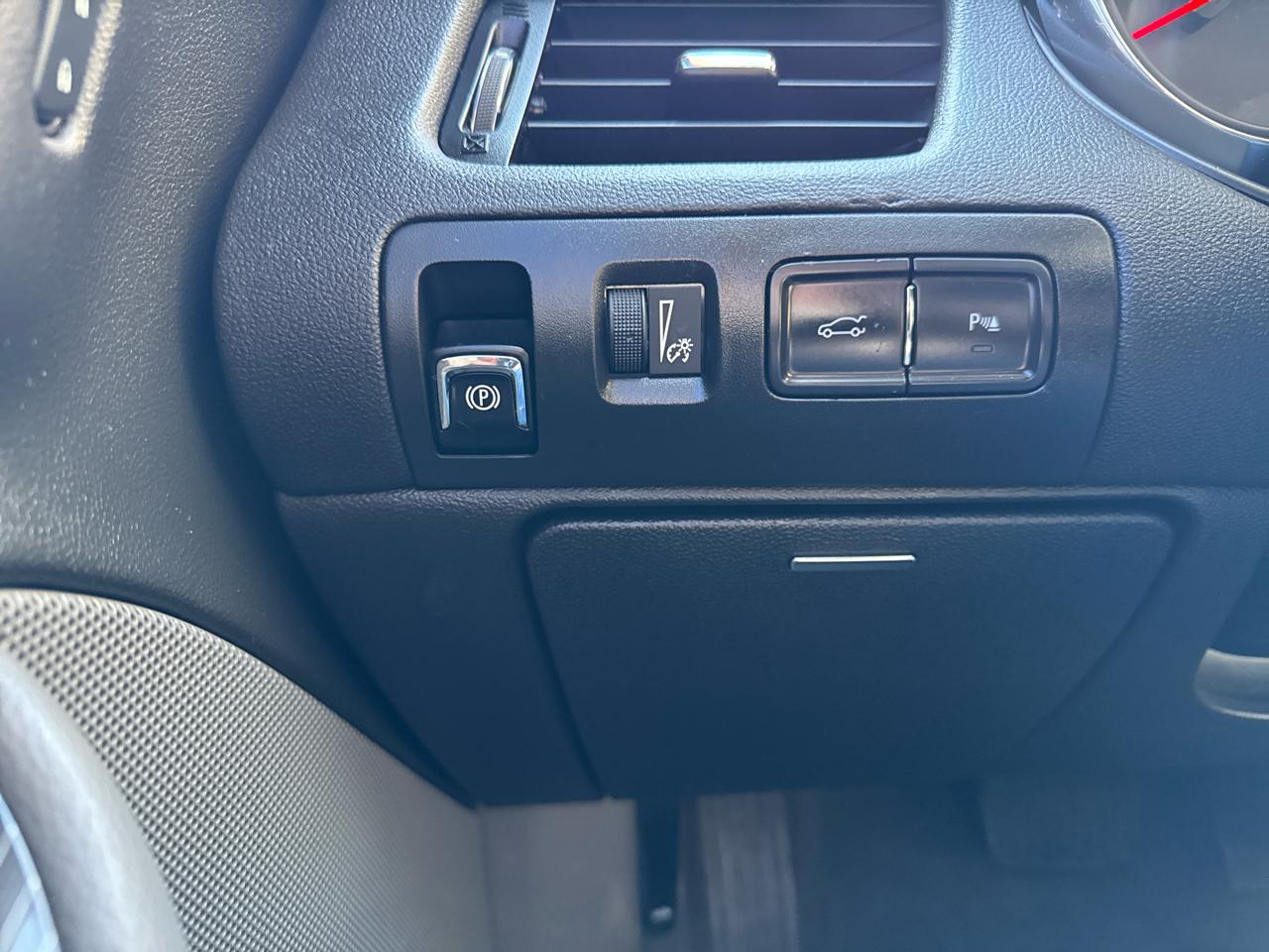 Chevrolet Impala 4dr Sdn LS w/1FL 2019