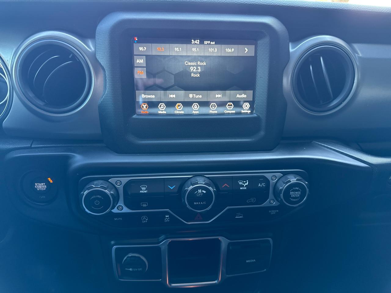 Jeep Gladiator Willys Sport 4x4 2022