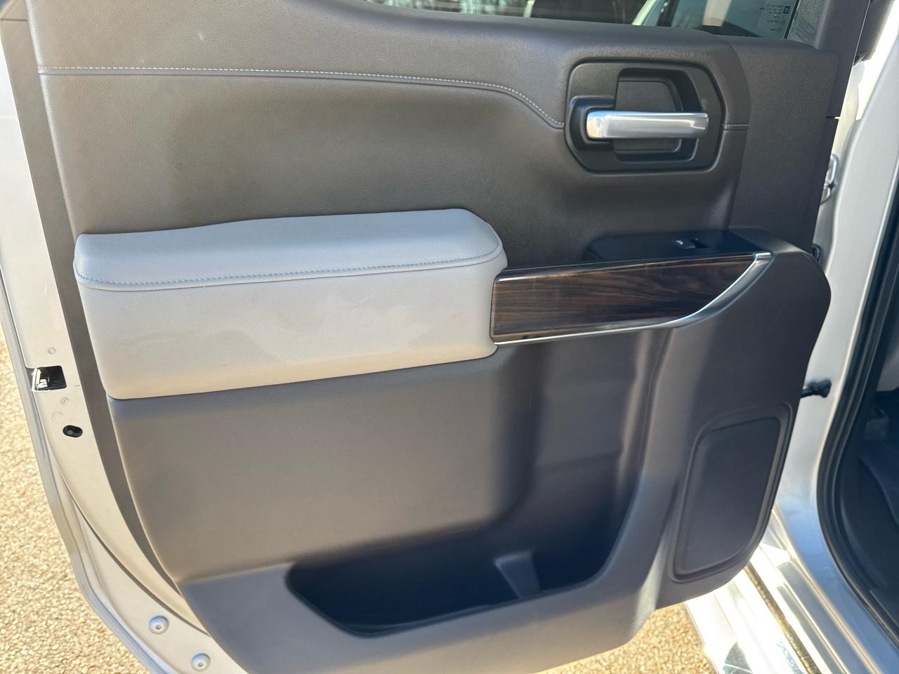 GMC Sierra 1500 SLT Crew Cab Short Bed 4WD 2021