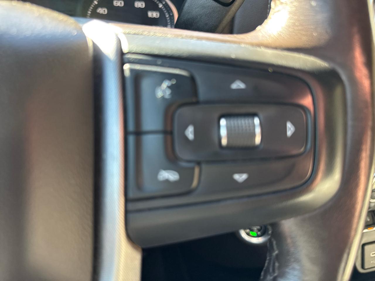 GMC Sierra 1500 SLT Crew Cab Short Bed 4WD 2021