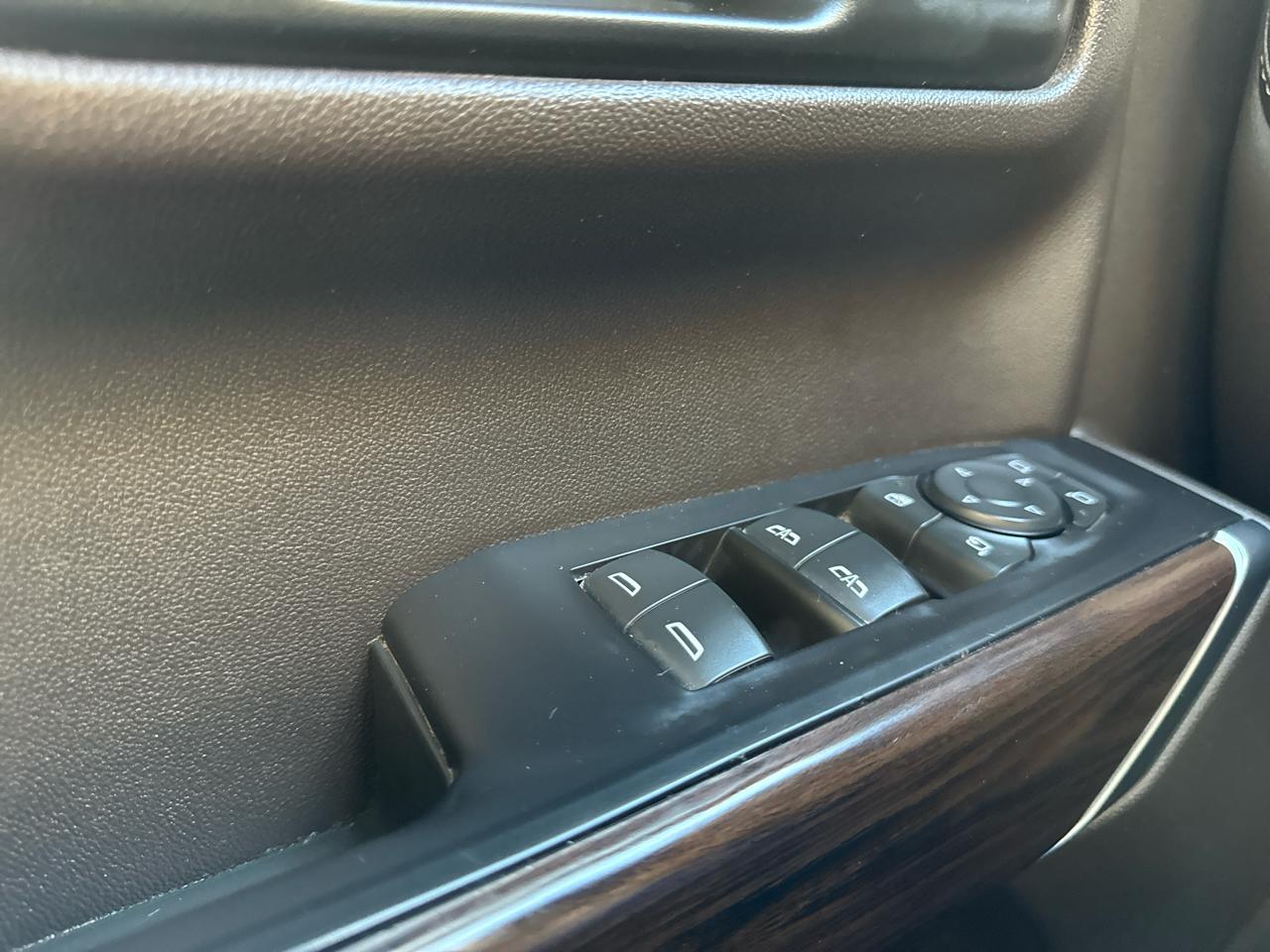 GMC Sierra 1500 SLT Crew Cab Short Bed 4WD 2021