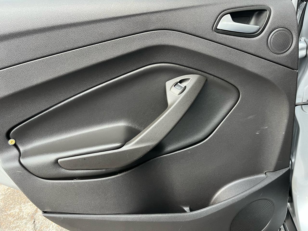 Ford Escape FWD 4dr Titanium 2015