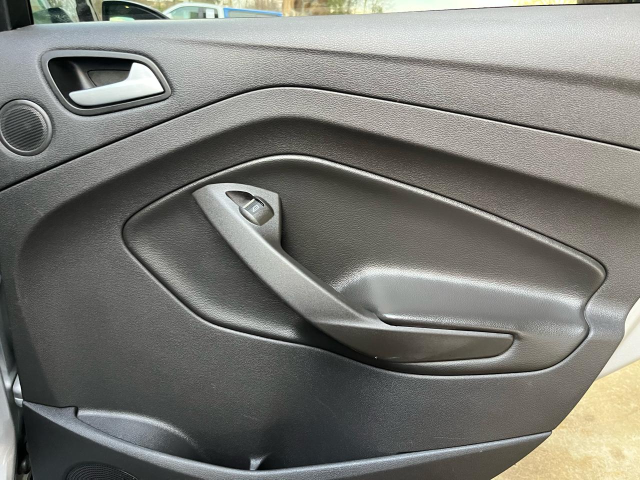 Ford Escape FWD 4dr Titanium 2015