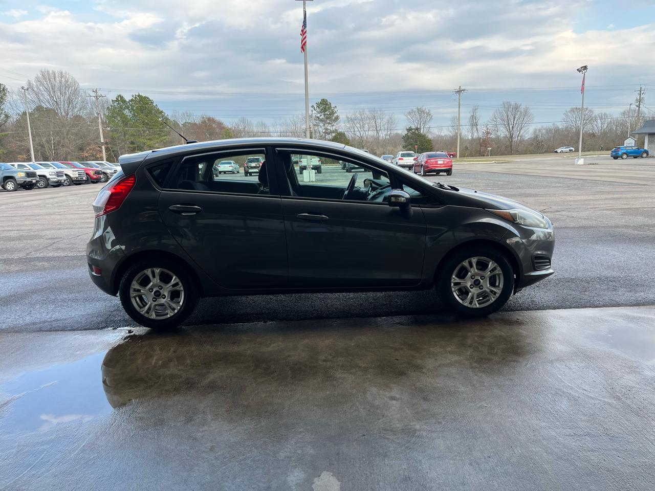 Ford Fiesta 5dr HB SE 2016