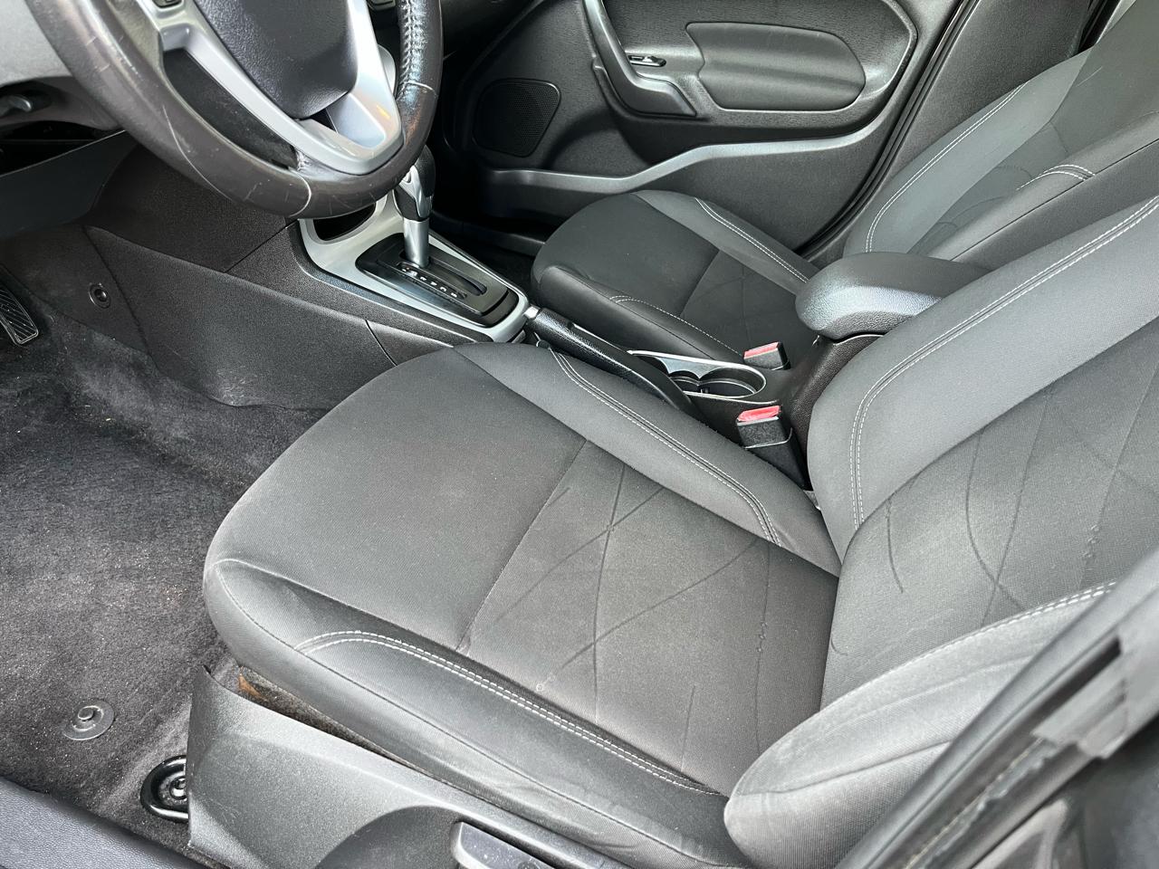 Ford Fiesta 5dr HB SE 2016