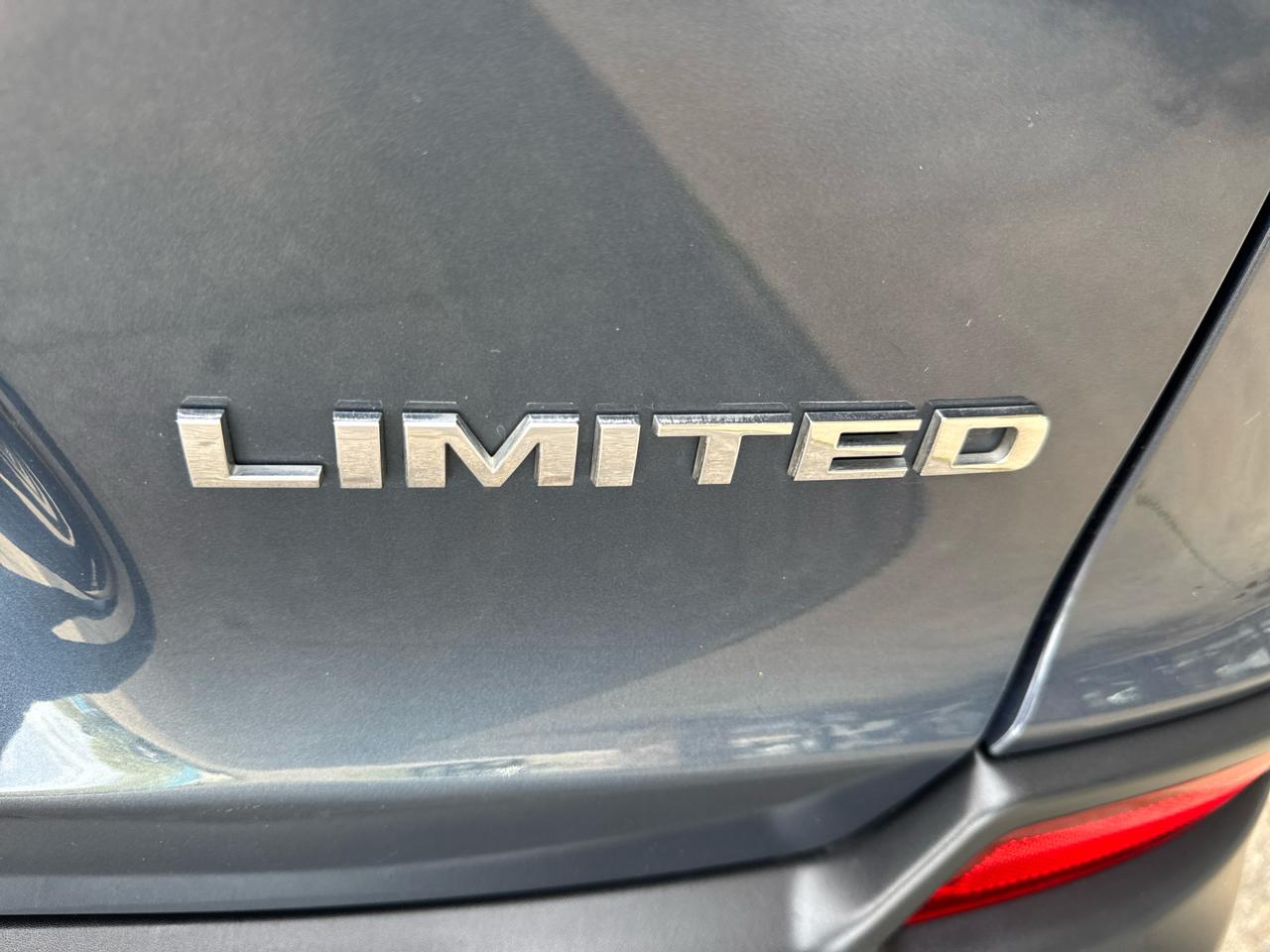 Jeep Cherokee Limited FWD 2019