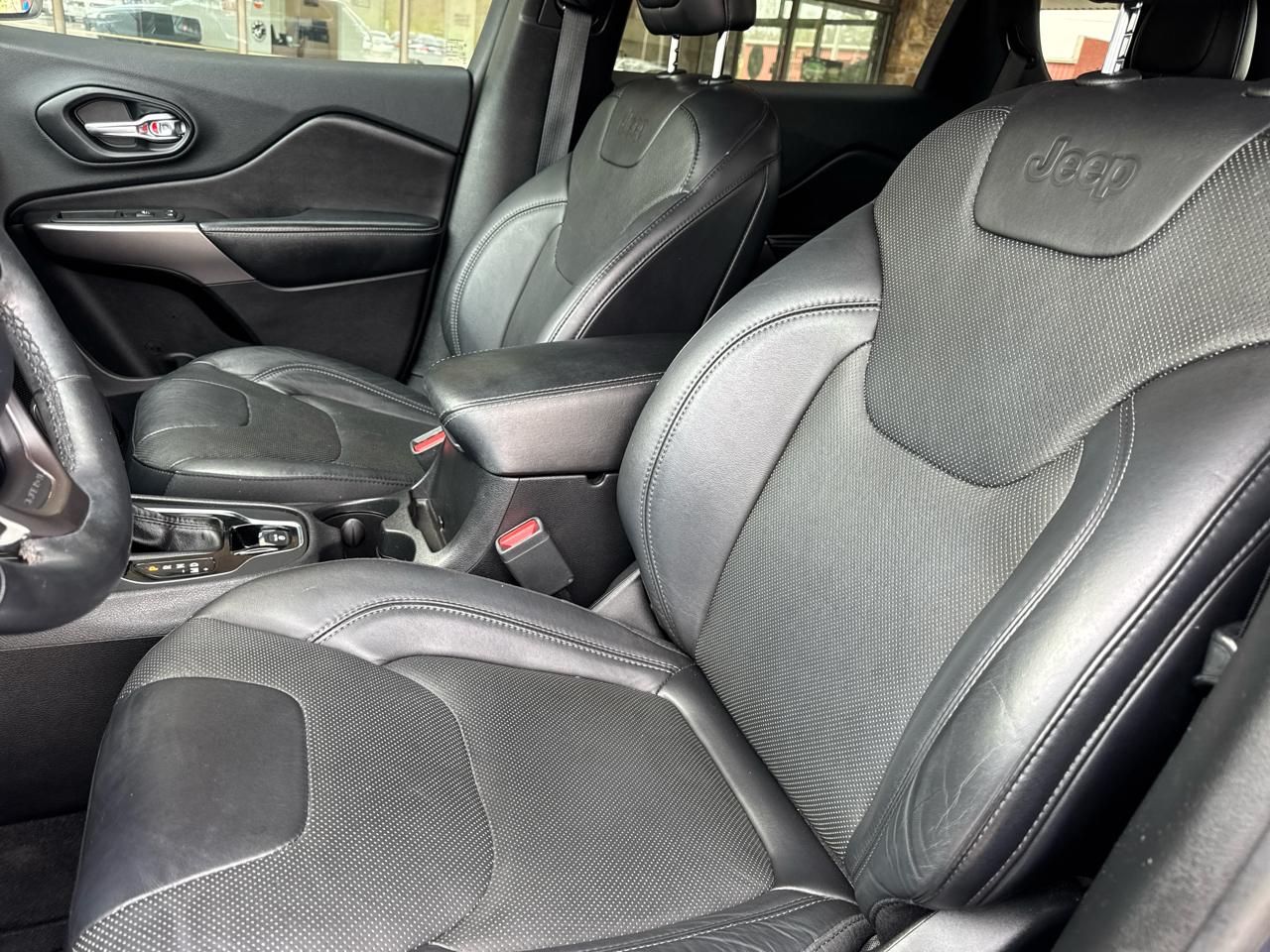 Jeep Cherokee Limited FWD 2019