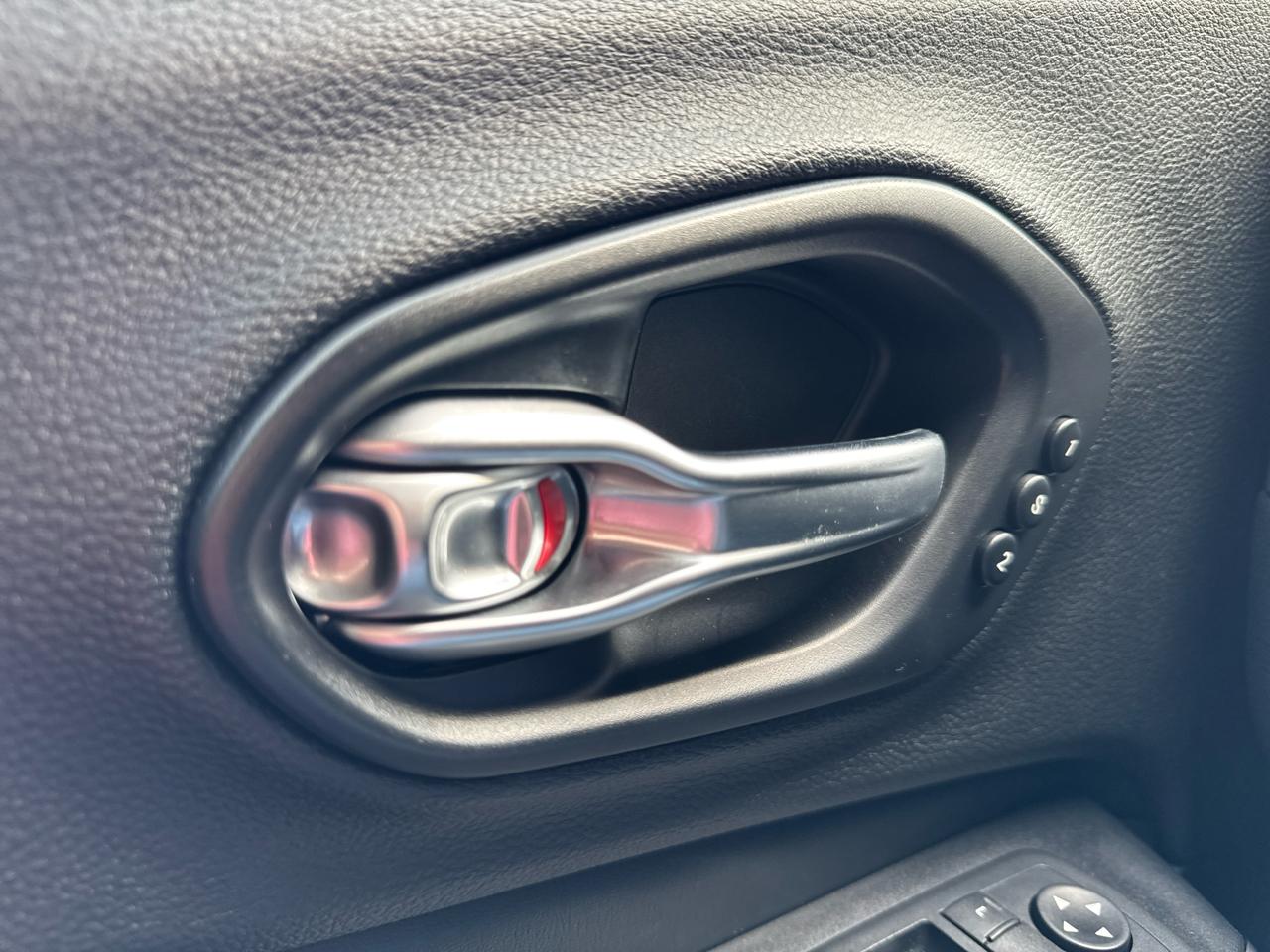 Jeep Cherokee Limited FWD 2019