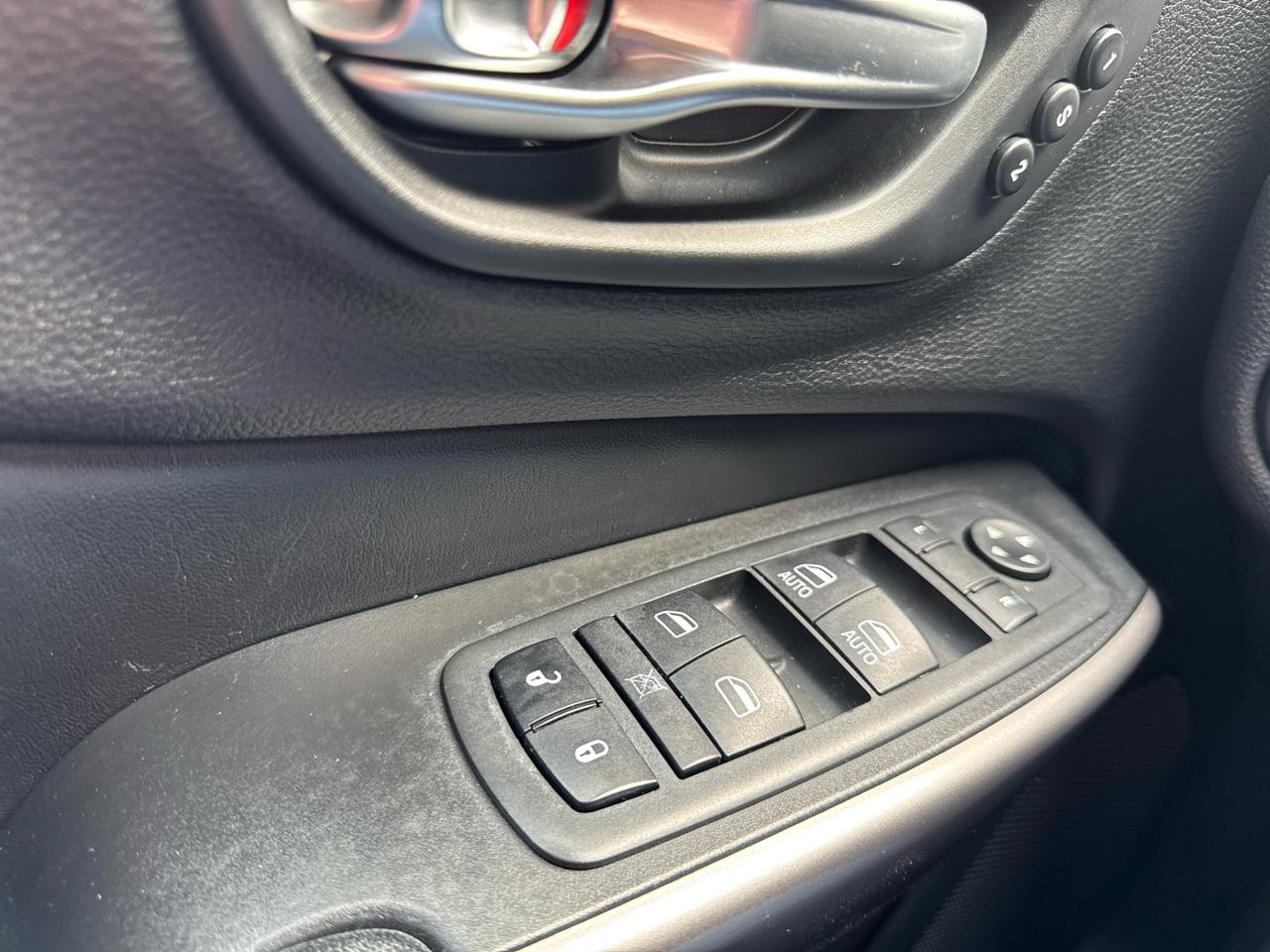 Jeep Cherokee Limited FWD 2019