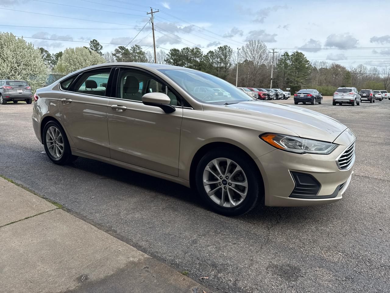 Ford Fusion SE FWD 2019