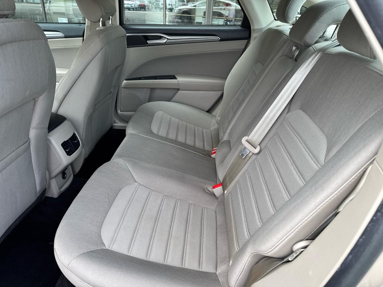 Ford Fusion SE FWD 2019