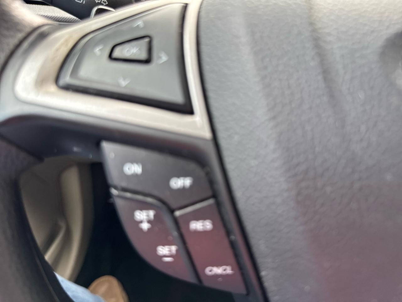 Ford Fusion SE FWD 2019