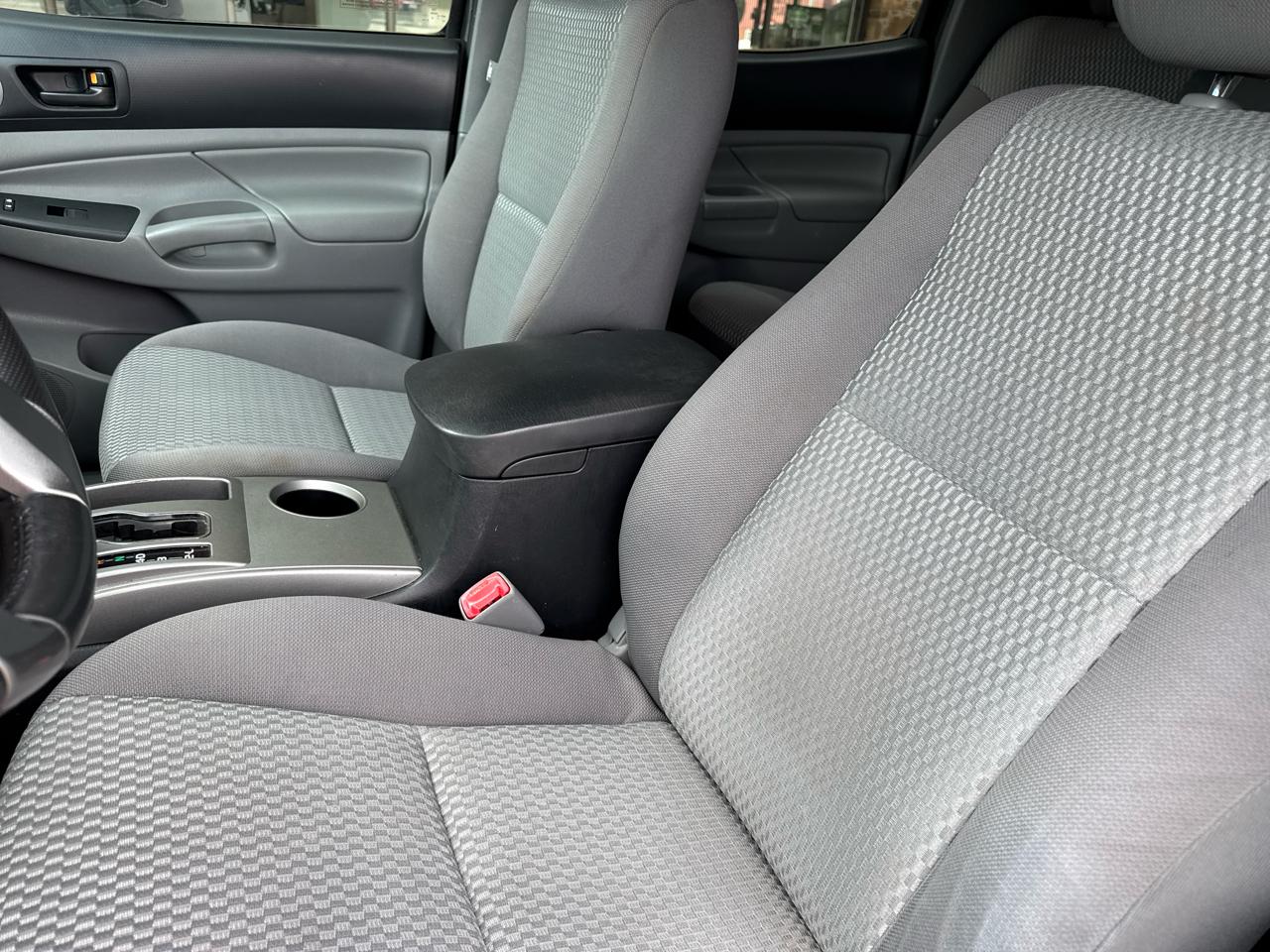 Toyota Tacoma 2WD Double Cab V6 AT PreRunner (Natl) 2012