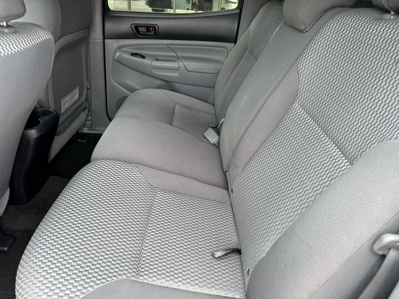 Toyota Tacoma 2WD Double Cab V6 AT PreRunner (Natl) 2012