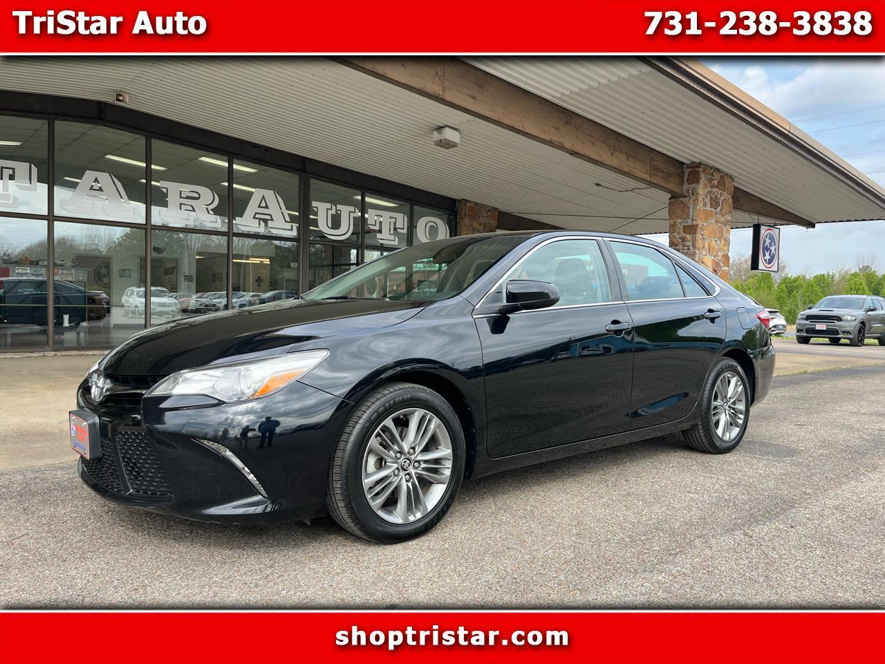 2017 Toyota Camry SE 4D Sedan