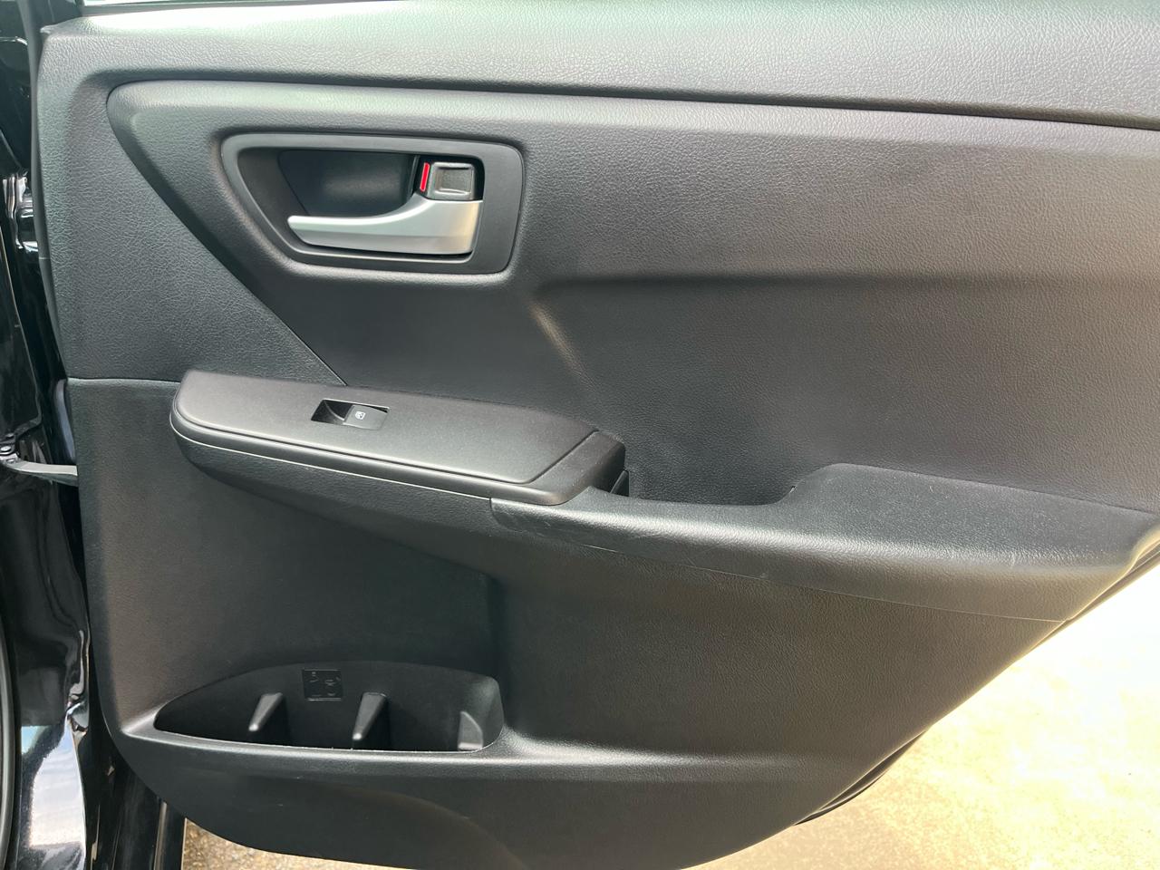 Toyota Camry SE 4D Sedan 2017