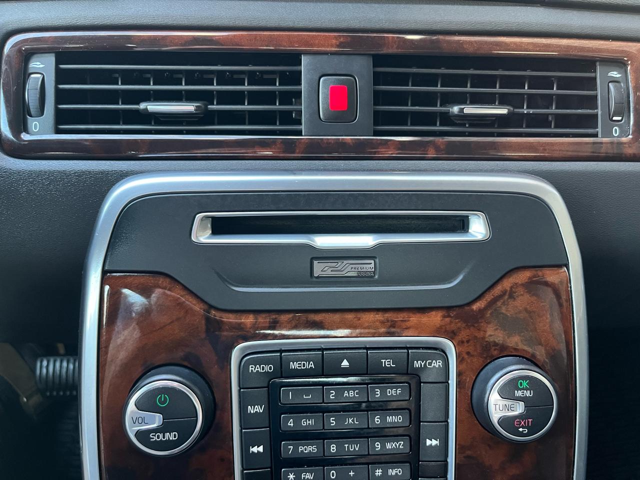 Volvo S80 4dr Sdn T6 Platinum AWD 2015