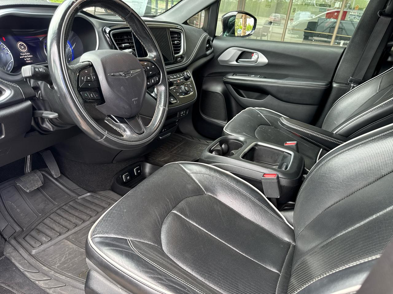 Chrysler Pacifica Limited FWD 2019